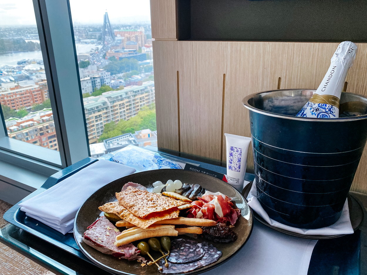 breakfast sofitel darling harbour